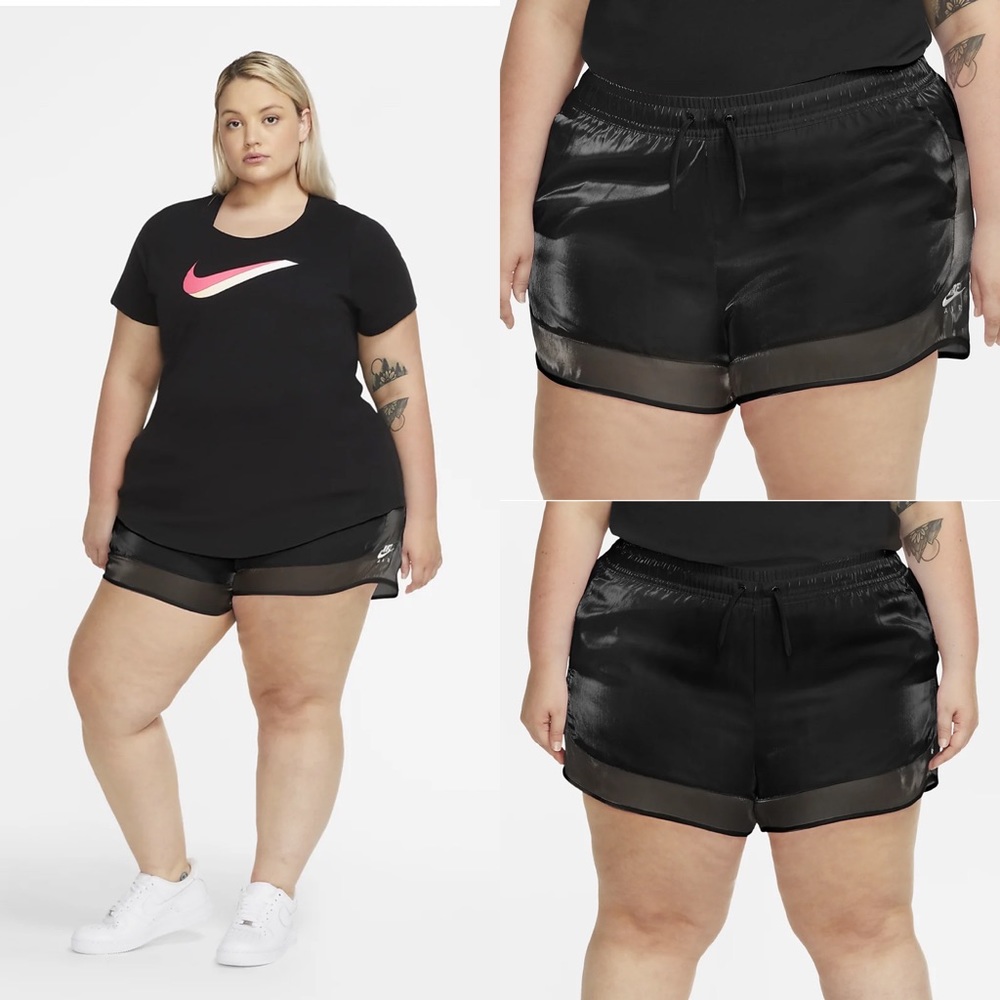 NWT Women’s Plus Size Nike Pink Shorts
